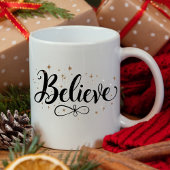 Modern "Believe" Script Kerst Koffie Mok
