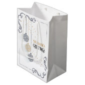 Modern Black and Gold Minimal Holiday Baubles Medium Cadeauzakje (Voorkant Gekanteld)