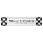 Modern Black and White Check Gingham Pattern Naambordje (Voorkant)
