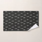Modern Black and White Festive Pine Trees Pattern Bad Handdoek (Handdoek)