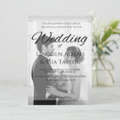 Modern Black and White Overlay Wedding Invitation (Debout devant)