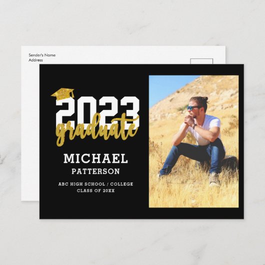 Modern Black Gold Script Photo Graduparty Uitnodiging Briefkaart (Voorkant / Achterkant)