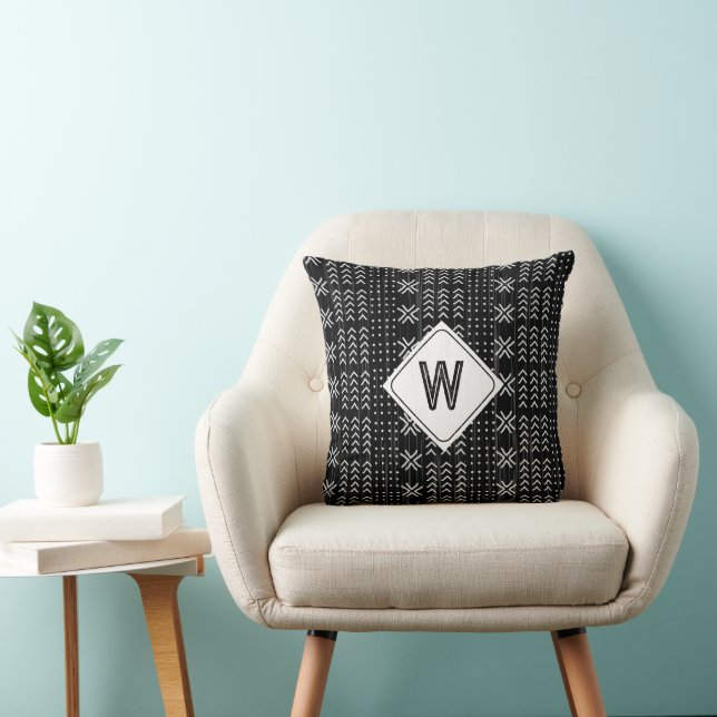 Modern Black Mudcloth African Monogram Kussen (Stoel)