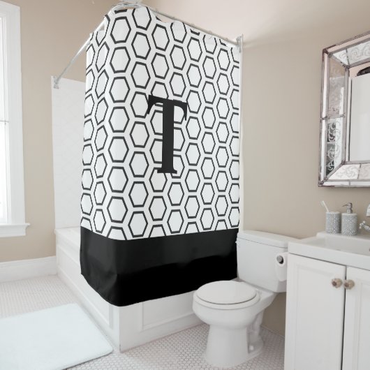 Modern Black White Hexagon Honeycomb Initiaal Douchegordijn (In situ)