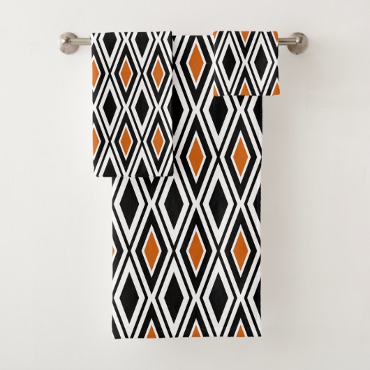 Modern Black White Sinaasappel Diamond Pattern Bad Handdoek (Insitu)
