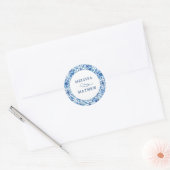 Modern Blauw & Wit Patroon Bruid & Bruidegom Huwel Ronde Sticker (Envelop)