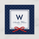 Modern blauw wit polka dot rood lint monogram vierkante visitekaartje (Voorkant)