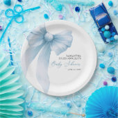 Modern Blue Bow Baby shower Papieren Bordje (Feest)
