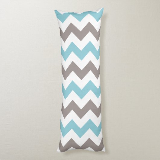 Modern Blue Gray Chevron Pattern Lichaamskussen (Achterkant (Verticaal))