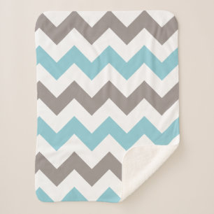 Modern Blue Gray Chevron Pattern Sherpa Deken