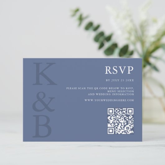Modern Blue Monogram Minimalist Wedding RSVP Kaartje (Staand voorkant)