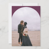 Modern boho arch 2 foto's bruiloft paars kaart (Achterkant)