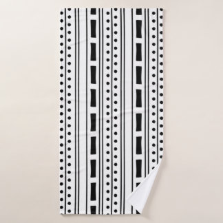 Modern Boho Black en White Stripe Pattern Badhanddoek