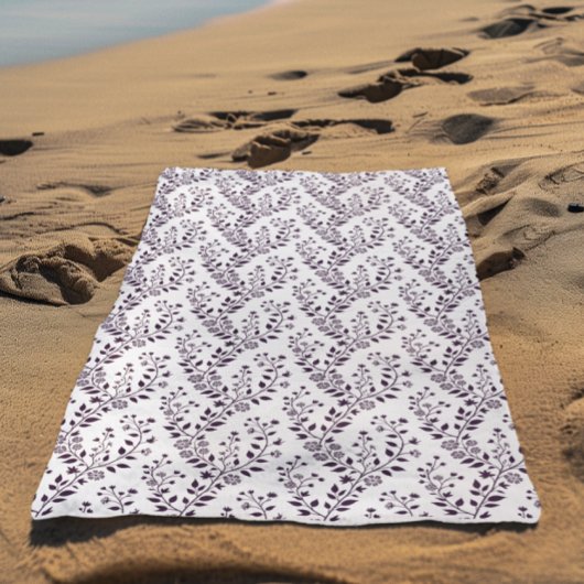 Modern Boho Floral Pattern Plum White Strandlaken