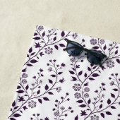 Modern Boho Floral Pattern Plum White Strandlaken (In situ)