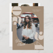 Modern Bold Typografie Klasse van 2024 Afstuderen Kaart (Voorkant / Achterkant)