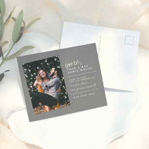 Modern Booze Food & Bad Dance Moves Save the Date Briefkaart