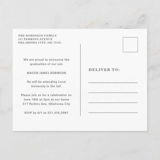 Modern Boy Afstuderen van de Bekleding van de Teks Aankondigingskaart