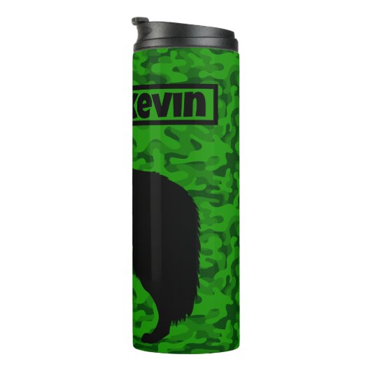 Modern Bruin Camo Groene Wolf Silhouet Monogram | Thermosbeker (Geroteerd rechts)