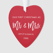 Modern Brush Script First Kerstmis Mr. Mrs Red Ornament (voorkant)
