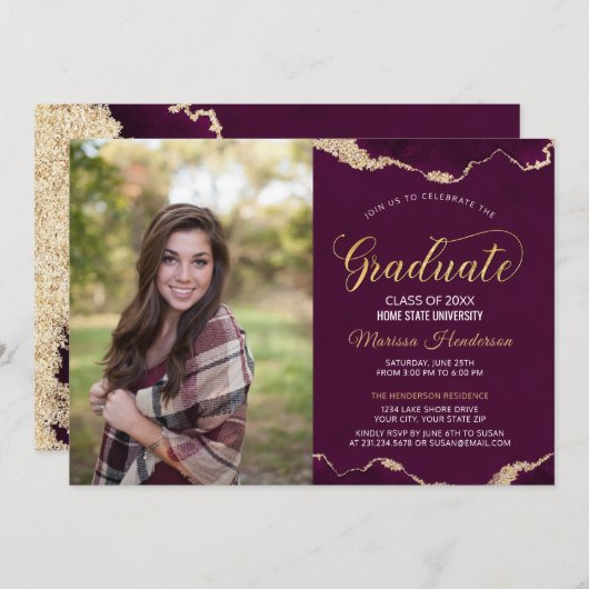 Modern Burgundy and Gold Afstuderen Photo Invite Kaart (Voorkant / Achterkant)