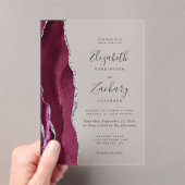 Modern Burgundy Silver Agate Wedding Acryl Uitnodigingen (Insitu (Draagbaar))