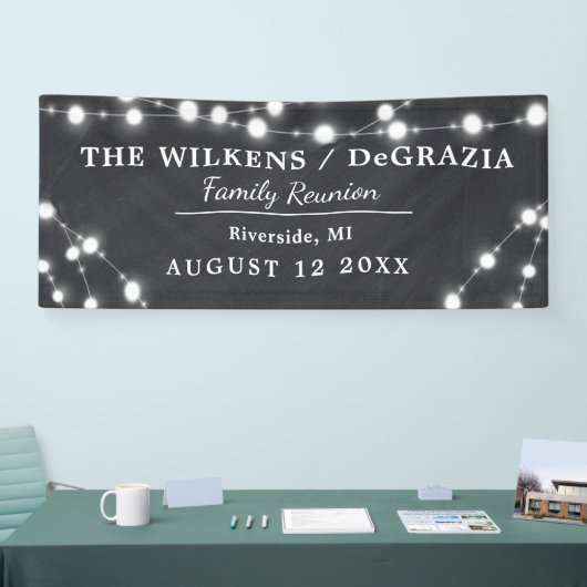 Modern Chalk String Lights Wood Family Reunion Spandoek (Beurs)