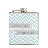 Modern chevron gray, aqua bruiloft gepersonaliseer heupfles (Voorkant)