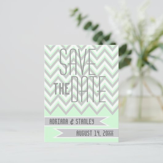 Modern chevron gray, munt bruiloft Save the Date Aankondigingskaart (Staand voorkant)