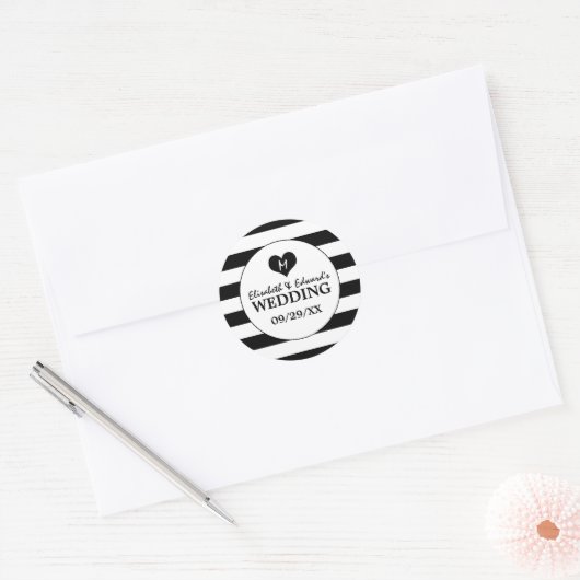 Modern Chic Black & White Wedding Ronde Sticker (Envelop)