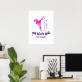 Modern Chic Girly Pink Karate Silhouette met naam Poster (Thuiskantoor)