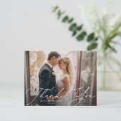 Modern Chic Script Twee foto bruiloft Dank u Briefkaart (Staand voorkant)