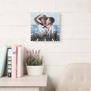 Modern Chic Wedding Love verovert alle foto's Vierkante Klok