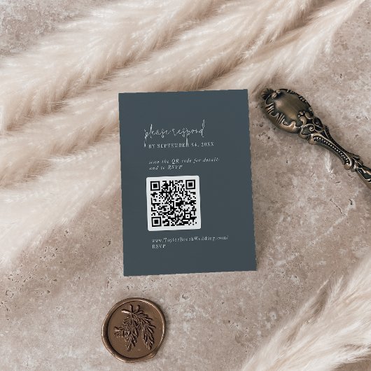 Modern Chique Donker Navy Blauw QR Code RSVP Informatiekaartje