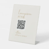 Modern Chique Goud QR Code Huwelijksreis Fonds Reclamebord Met Voetstuk (Voorkant)