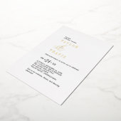 Modern chique goudfolie zwart wit Casual bruiloft Folie Uitnodiging (Gedraaid)