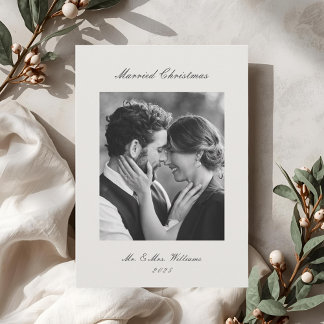 Modern Classic Married Christmas Newlywed Feestdagenkaart