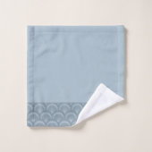 Modern Dusty Blue Grey Seashell Shell Elegant Chic Bad Handdoek (Wasdoekje)
