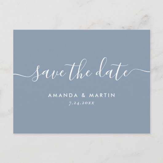 Modern Dusty Blue Script Wedding Save the Date Aankondigingskaart (Voorkant)