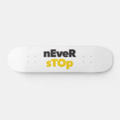 Modern, eenvoudig, bold typographic design Never S Skateboard (Horizontaal)
