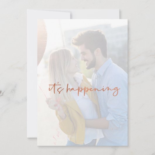 Modern eenvoudig Roos Gold Script... Het gebeurt Save The Date (Voorkant)