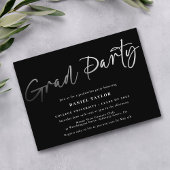 Modern Eenvoudig Script Zwart Zilver Afstudeerfees Folie Uitnodiging