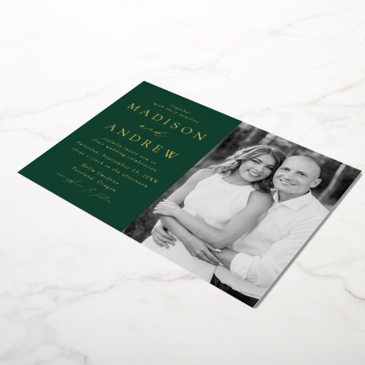 Modern Elegance Green and Gold Photo Wedding Folie Uitnodiging (Gedraaid)