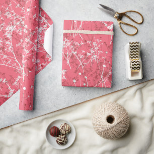 Modern Elegant Abstracte wilde bloemen op koraalro Cadeaupapier
