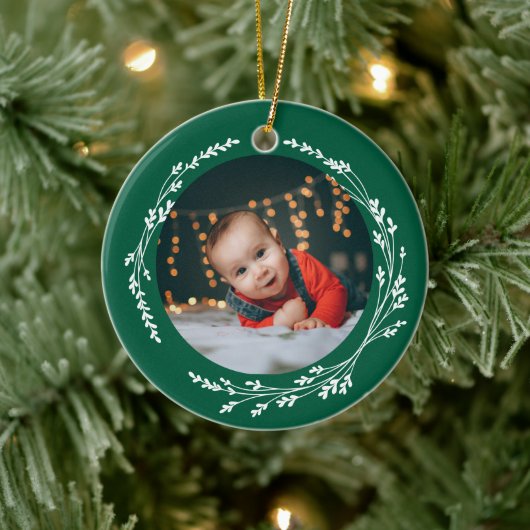 Modern Elegant Baby First Christmas Green Keramisch Ornament (Boom)