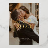 Modern Elegant Black and White Photo Wedding Folie Uitnodiging (Voorkant)