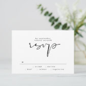 Modern Elegant Black and White Text Wedding RSVP Kaartje (Staand voorkant)