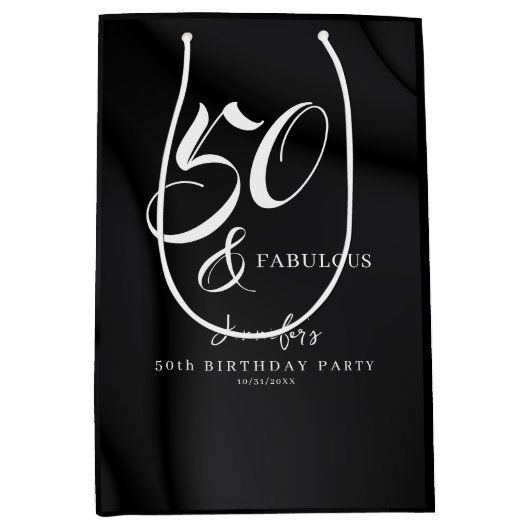 Modern Elegant Black White Fifty Fabulous Birthday Medium Cadeauzakje (Voorkant)