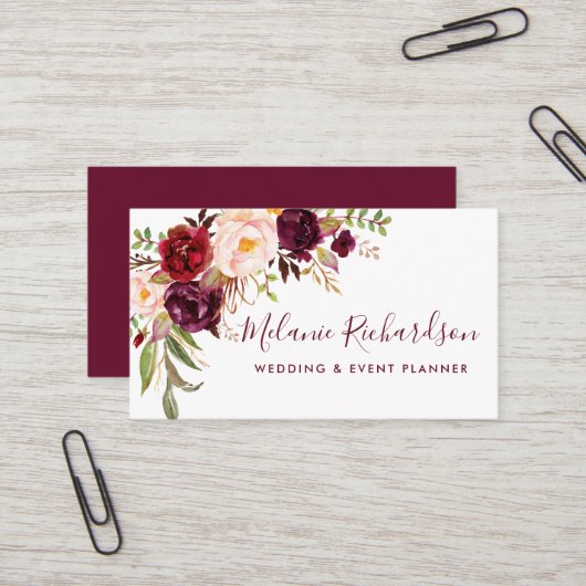 Modern Elegant Burgundy Waterverf Floral Visitekaartje (Voorkant / Achterkant in situ)