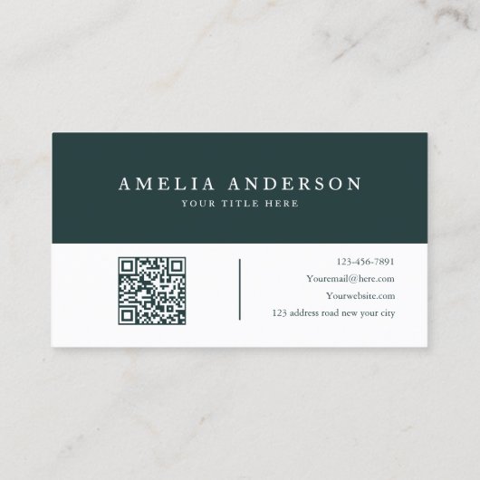 Modern Elegant Dark Green Initial QR Code Visitekaartje (Achterkant)